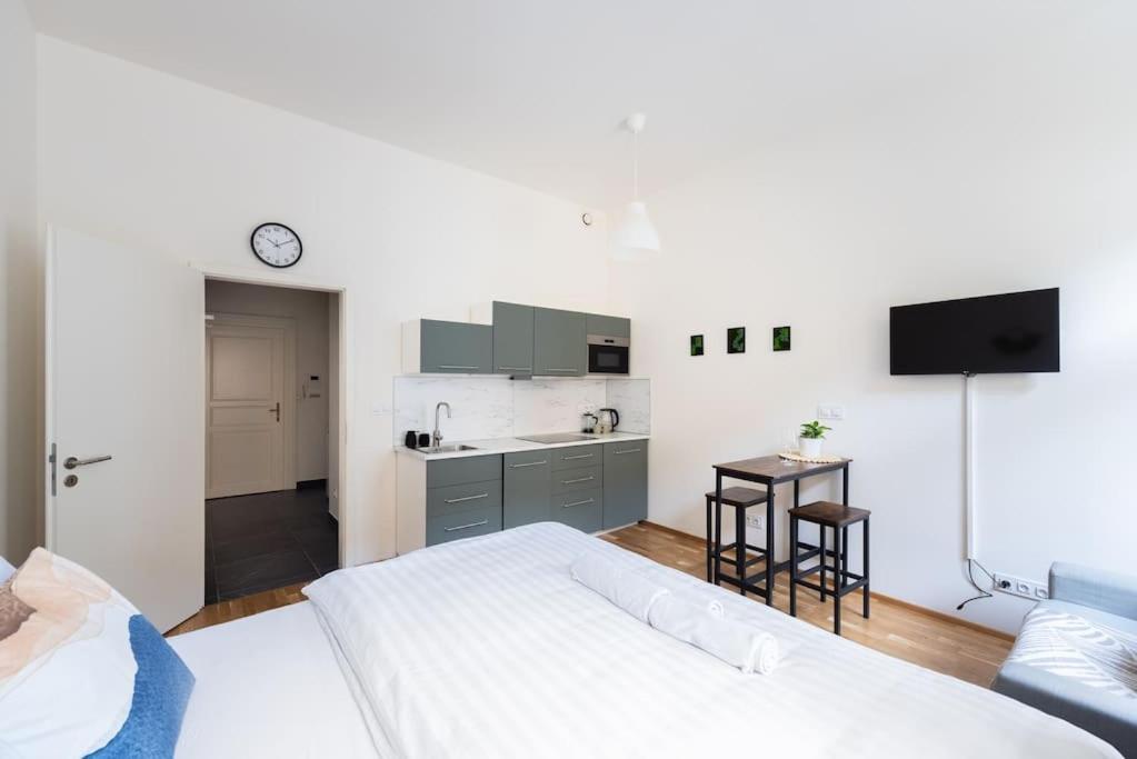 Leger Apartmán *